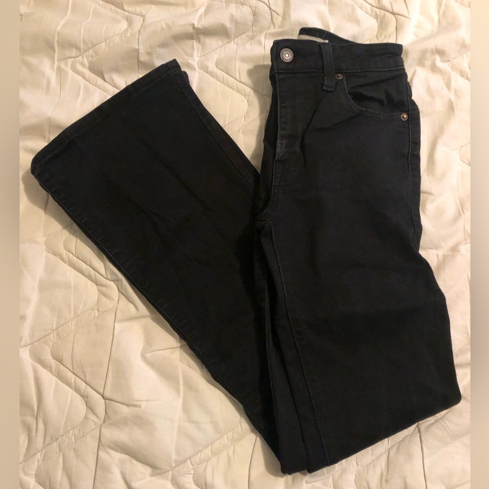 726 Levi Black flare Jean